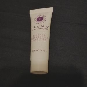 Iluma brightening cleanser